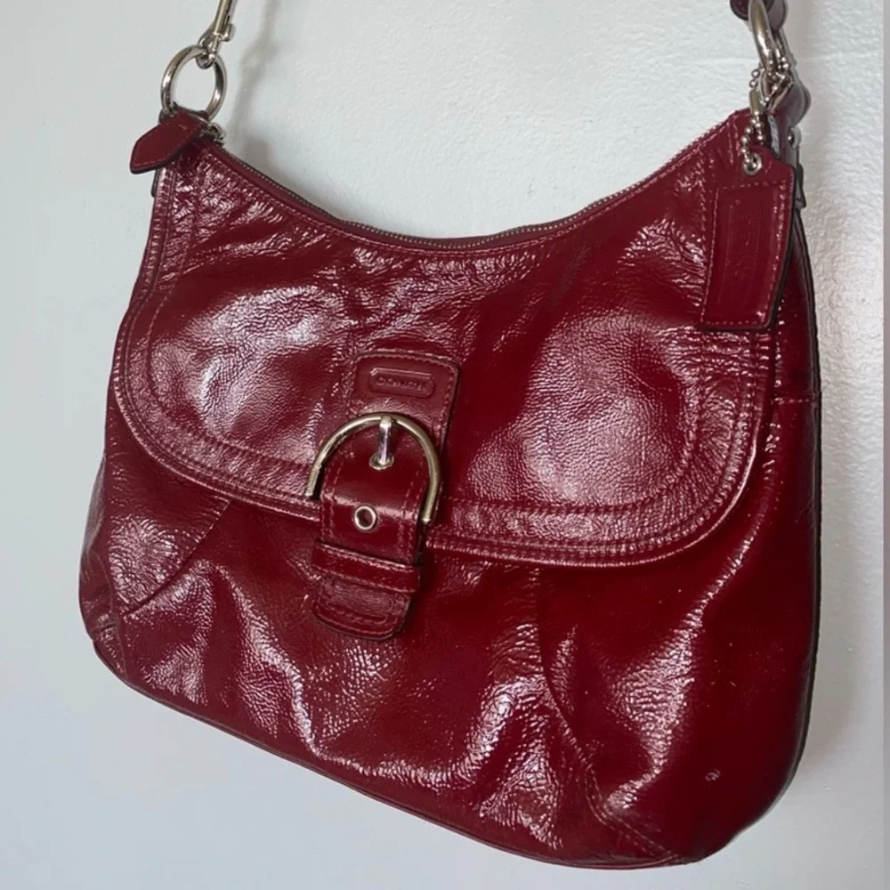 COACH Vintage SOHO Red Patent Leather Hobo Crossbody Shoulder Handbag GUC - Picture 2 of 6